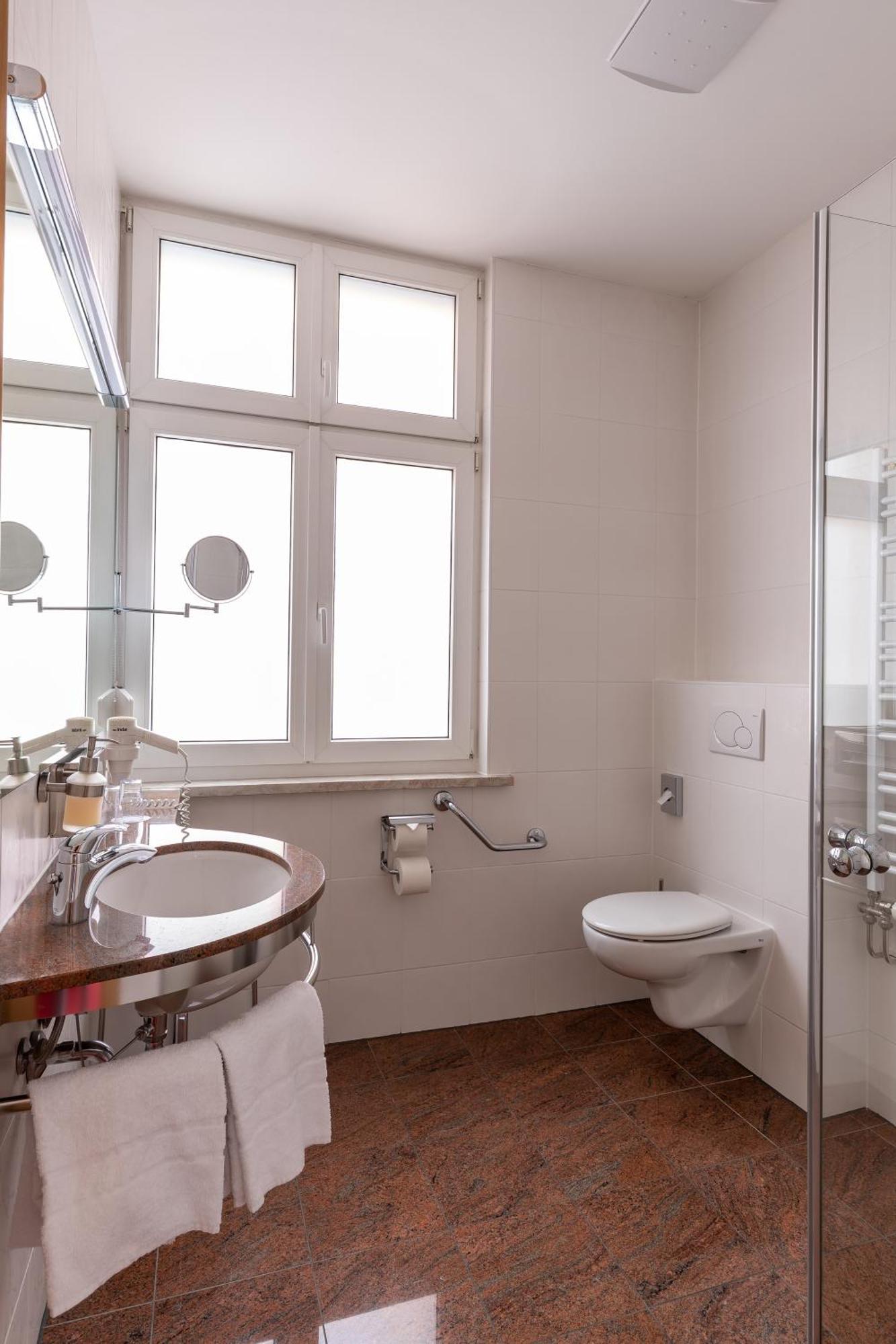 Hotel An Der Eiche Kulmbach Bagian luar foto
